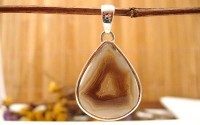 Pendentif en argent et Agate.