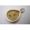 Pendentif en argent et Corail fossile.