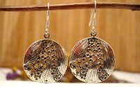 Boucles d'oreilles argent massif.