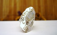 Bague argent et pierre de lune T 58