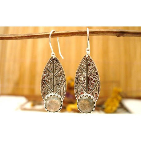 Boucles d'oreille en argent et Labradorite.