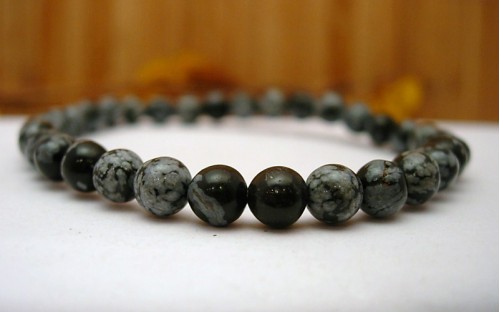 Bracelet en Obsidienne mouchetée.