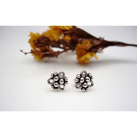 Boucles d'oreille en argent.