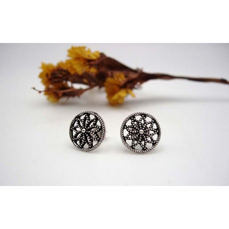 Boucles d'oreille en argent.