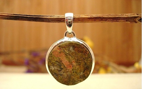 Pendentif en argent et Unakite.