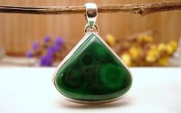 Pendentif en argent et Malachite.