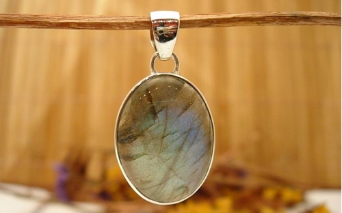 Pendentif argent et Labradorite.