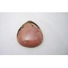 Pierre polie Rhodonite en cabochon.