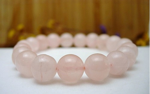 Bracelet en pierre Quartz rose.