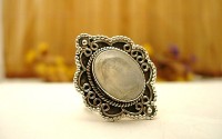 Bague argent et Pierre de lune T 55