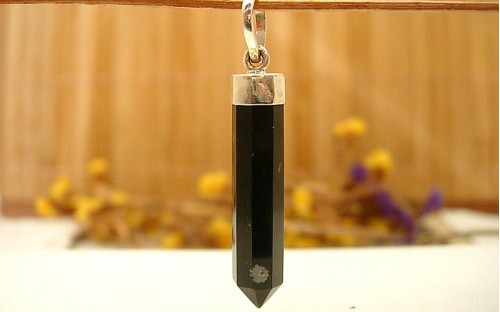 Pendentif en argent et Obsidienne mouchetée.