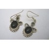 Boucles d'oreille et Onyx noire.