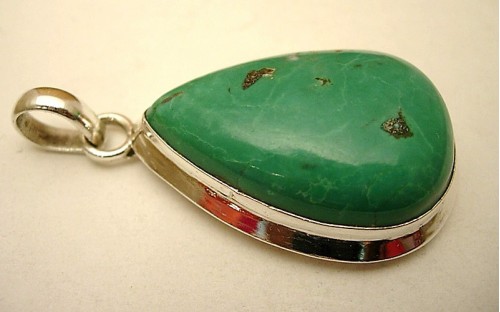 Pendentif en argent et Turquoise.