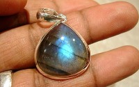 Pendentif argent et Labradorite.