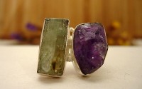 Bague en argent et Pierre brute T 53