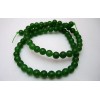 Green jade pierre percée 6mm.