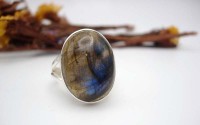 Bague en argent et labradorite T 58