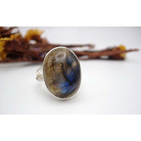 Bague en argent et labradorite T58