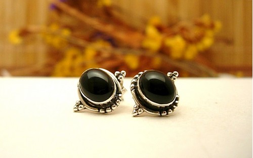 Clous d'oreille argent et Onyx noire