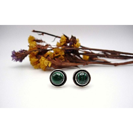 Clous d'oreilles argent et Malachite.