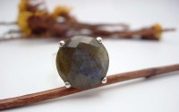 Bague en argent et Labradorite T 57